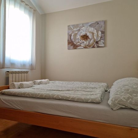 Apartment Karla Poreč Exterior foto